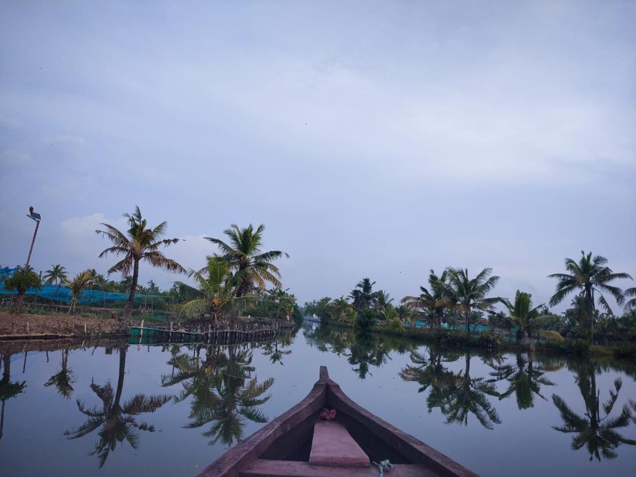 Munroe Vision Panakkattu Homestay Mundrothuruth Ngoại thất bức ảnh