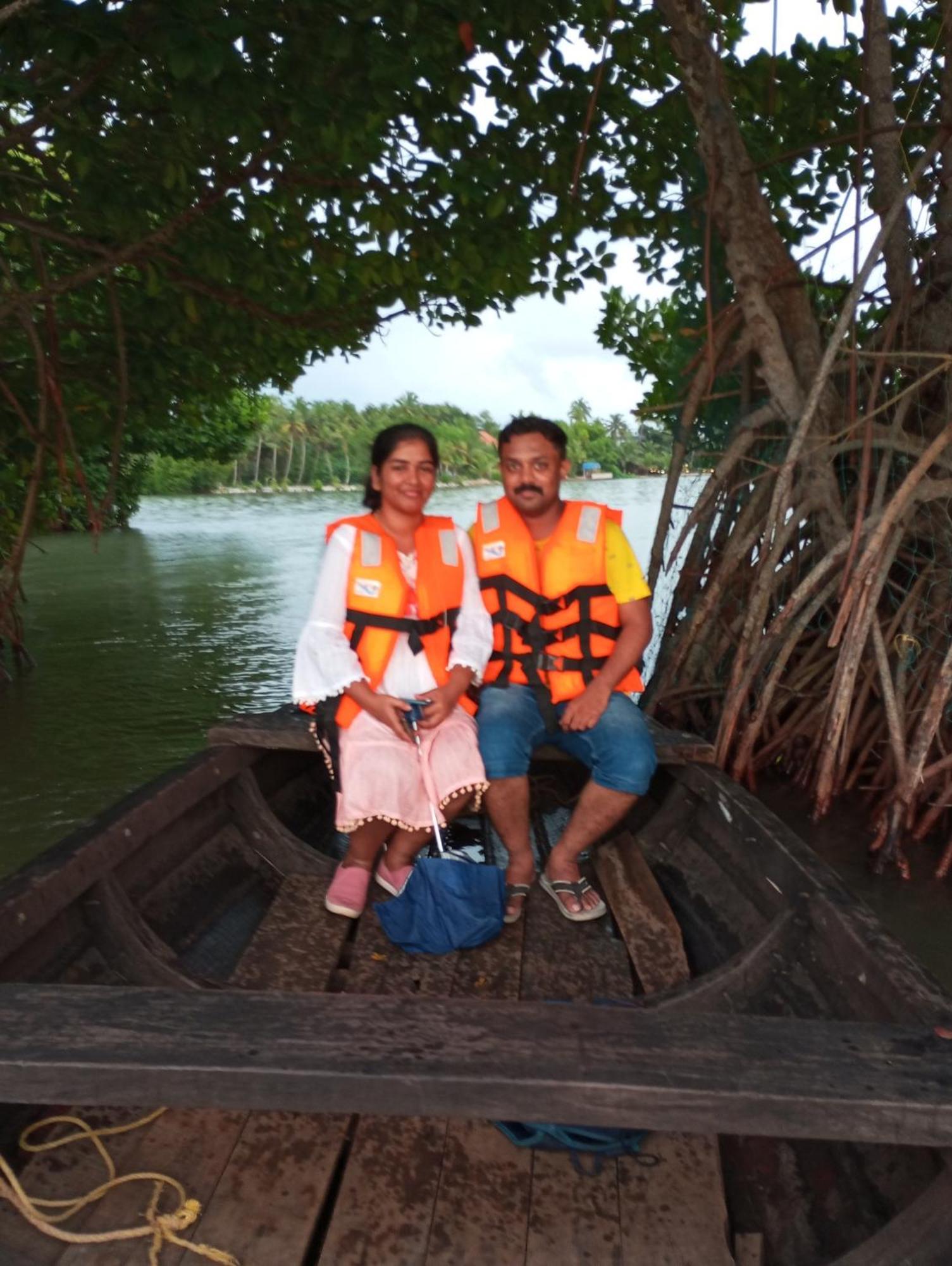 Munroe Vision Panakkattu Homestay Mundrothuruth Ngoại thất bức ảnh